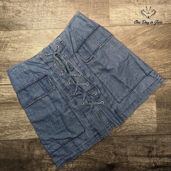 The Impeccable Pig Mini Skirt Size XS - Picture 1 of 5